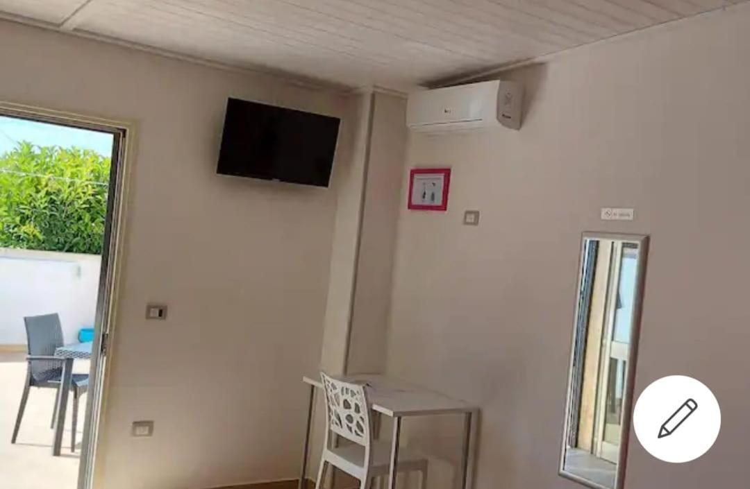 Briciola'S Rooms Porto Cesareo Eksteriør bilde