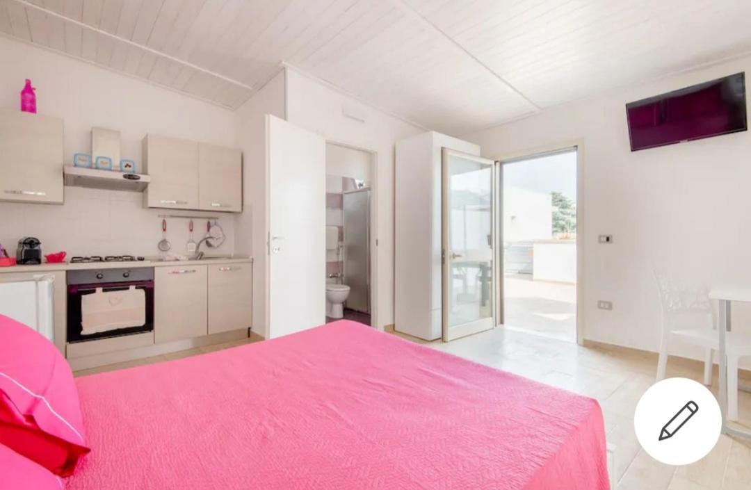 Briciola'S Rooms Porto Cesareo Eksteriør bilde