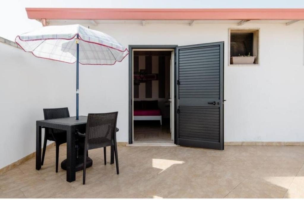 Briciola'S Rooms Porto Cesareo Eksteriør bilde