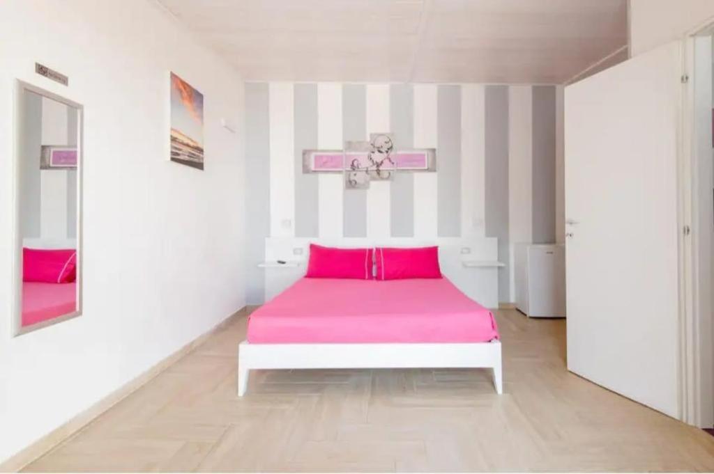 Briciola'S Rooms Porto Cesareo Eksteriør bilde